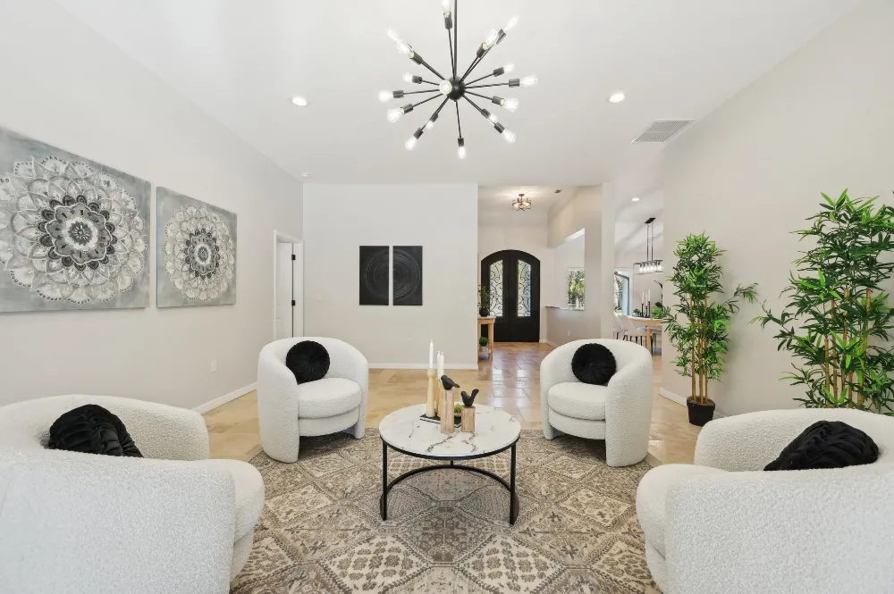 2521 Living room