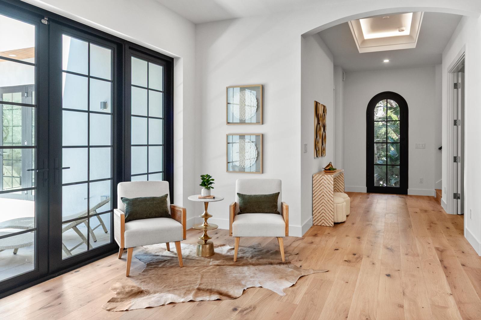 professional home staging services in Saratoga Florida